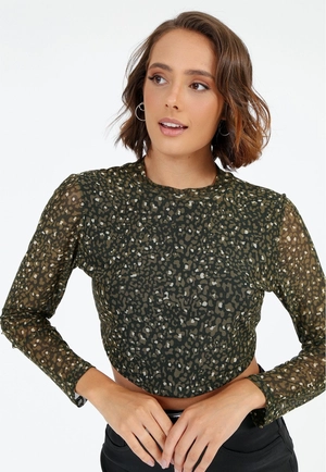 Blusa Cropped Tule Gola Alta Onça