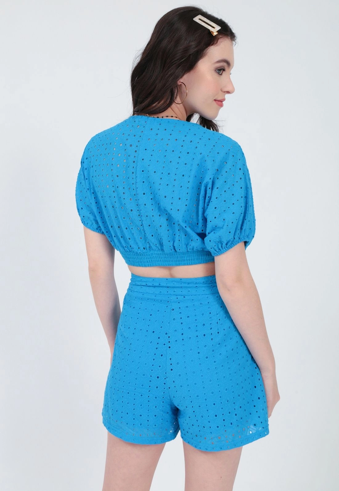 Cropped Lasie Manga Curta Transpasse