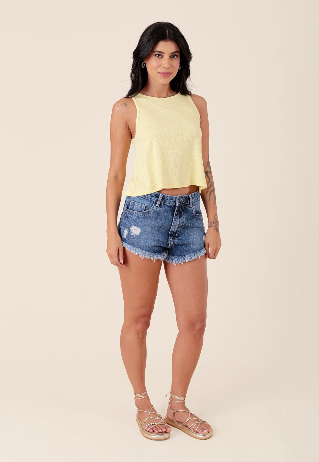 Blusa Sem Manga Em Malha Texturizada Abertura Costa