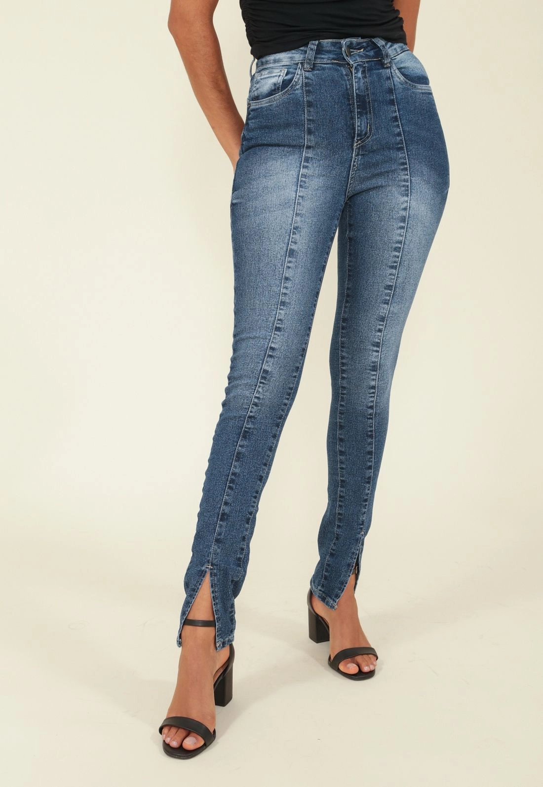 Calça Skinny Jeans Cintura Alta Recorte Frontal