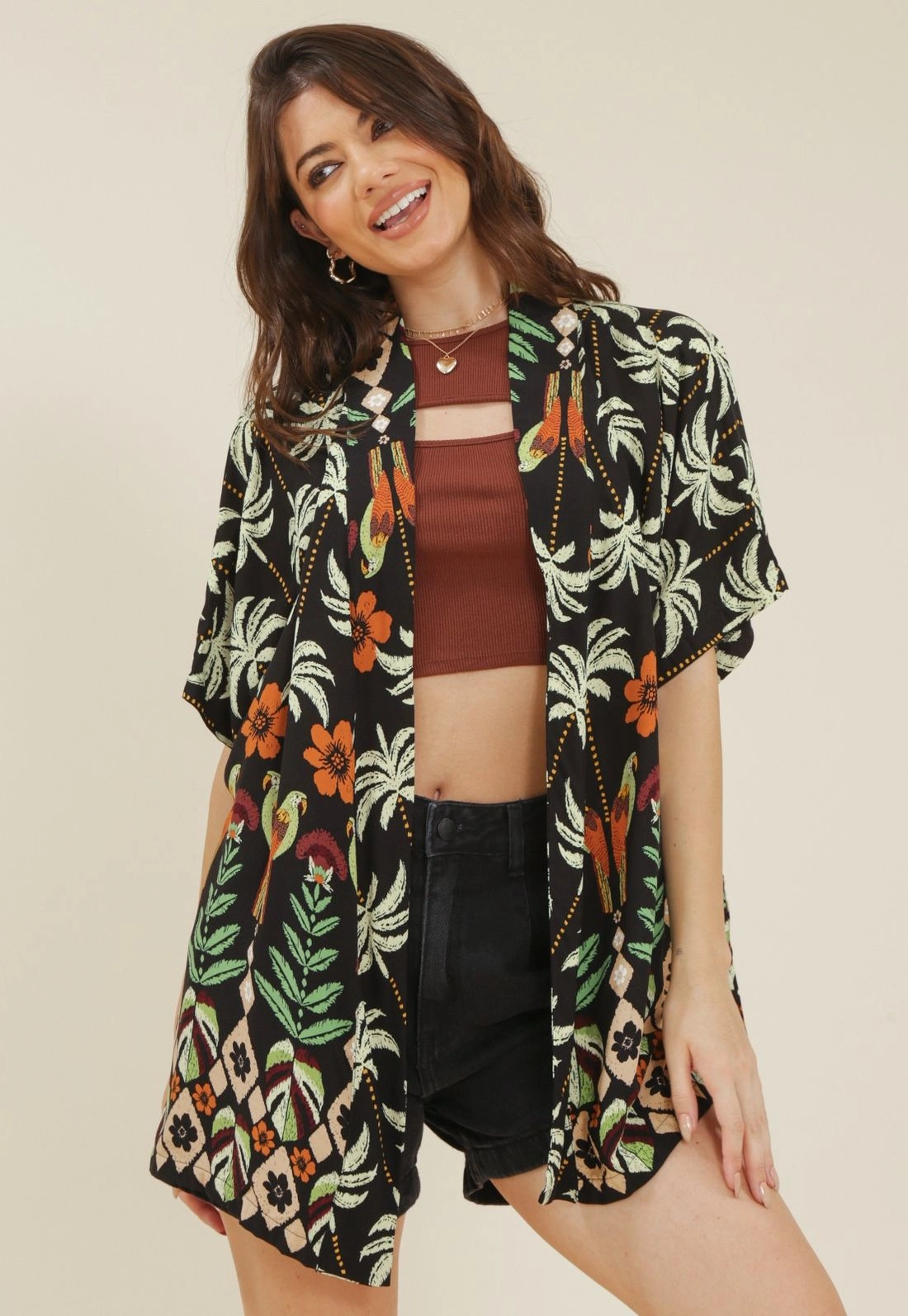 Kimono Em Viscose Com Estampa Coqueiros