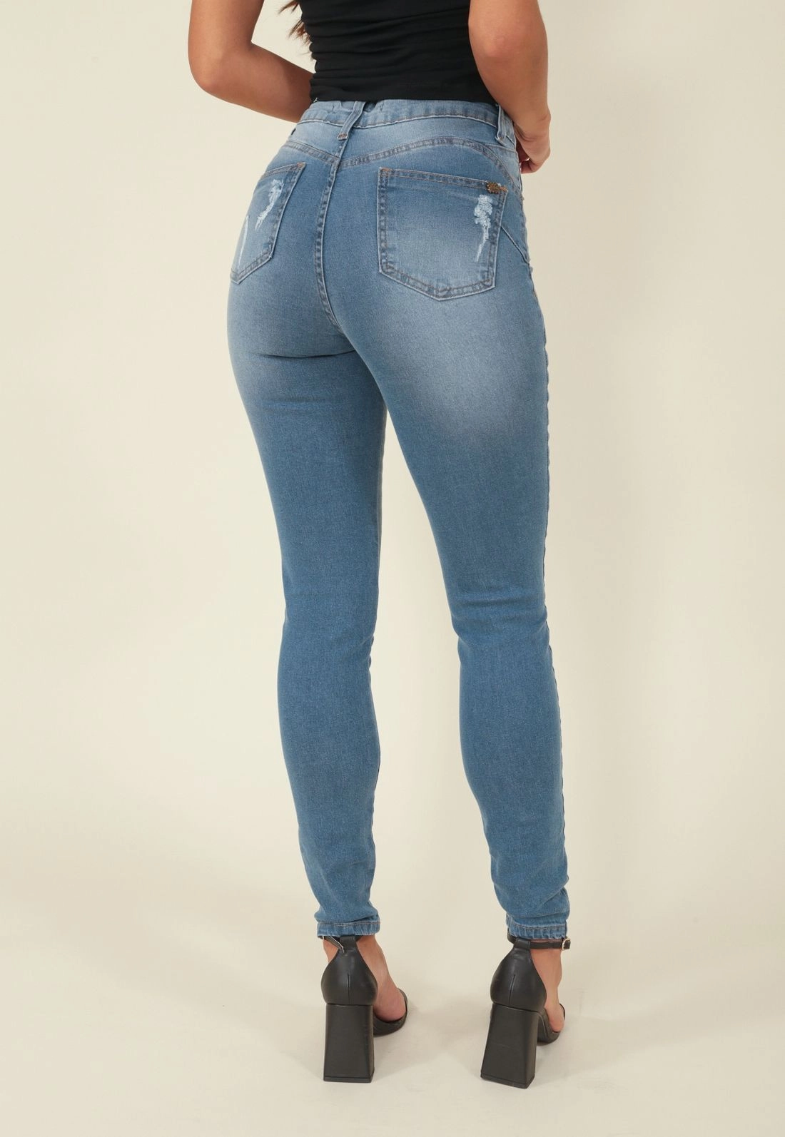 Calça Skinny Jeans Cintura Alta Puídos