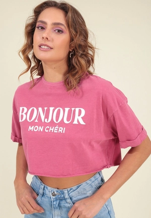 Camiseta Cropped Em Malha Estonada Manga Bonjour