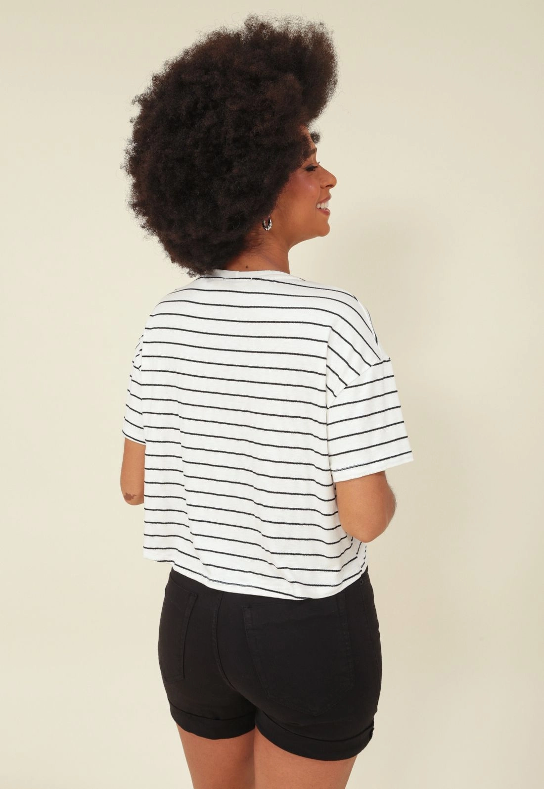 Blusa Malha Listrada Manga Curta