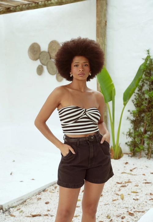 Short Baggy Jeans Com Pregas Bolso E Cinto