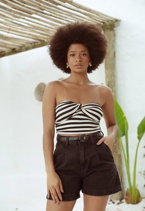 Short Baggy Jeans Com Pregas Bolso E Cinto