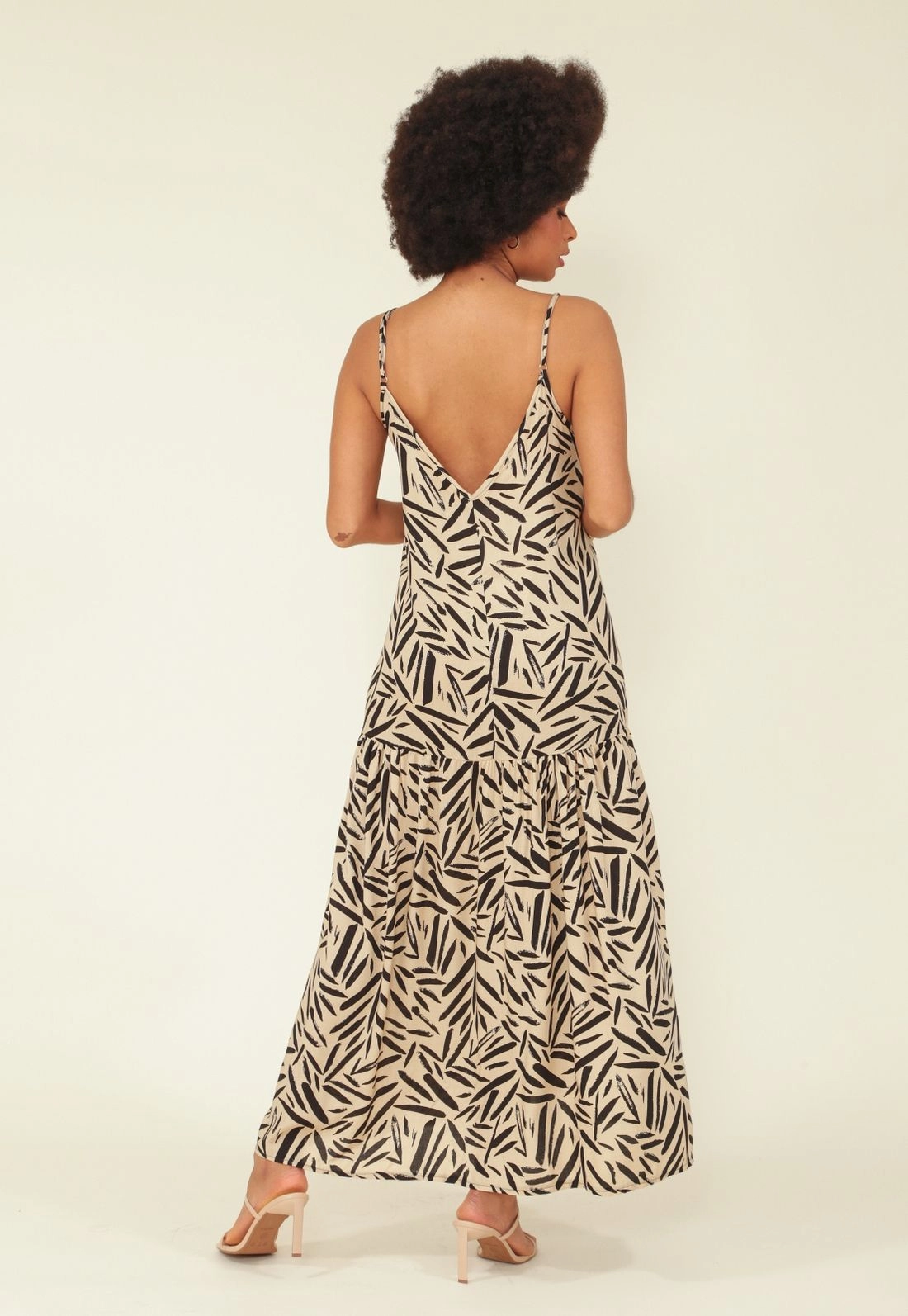 Vestido Midi Com Alças Em Viscose Estampado Folhagem Bicolor