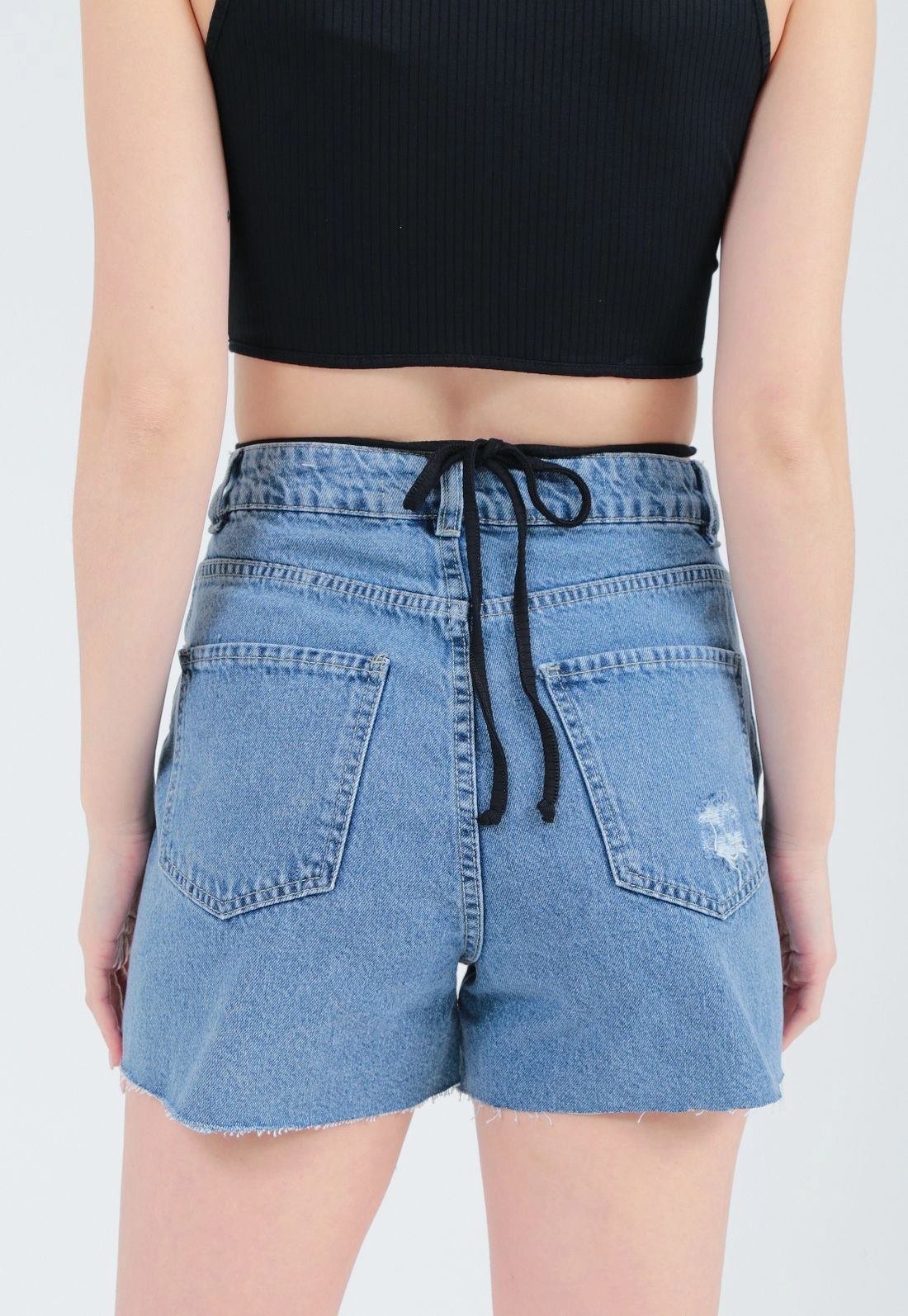 Shorts Jeans Azul Médio Barra Laser