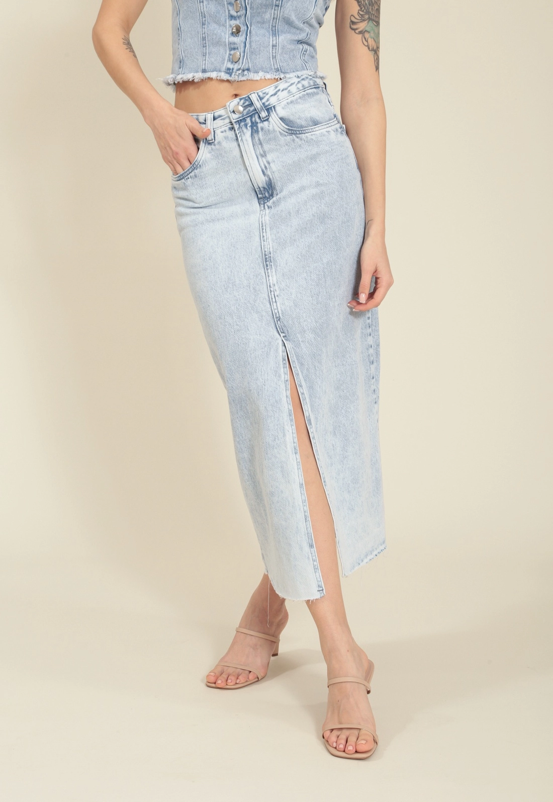 Saia Jeans Midi Fenda Frontal