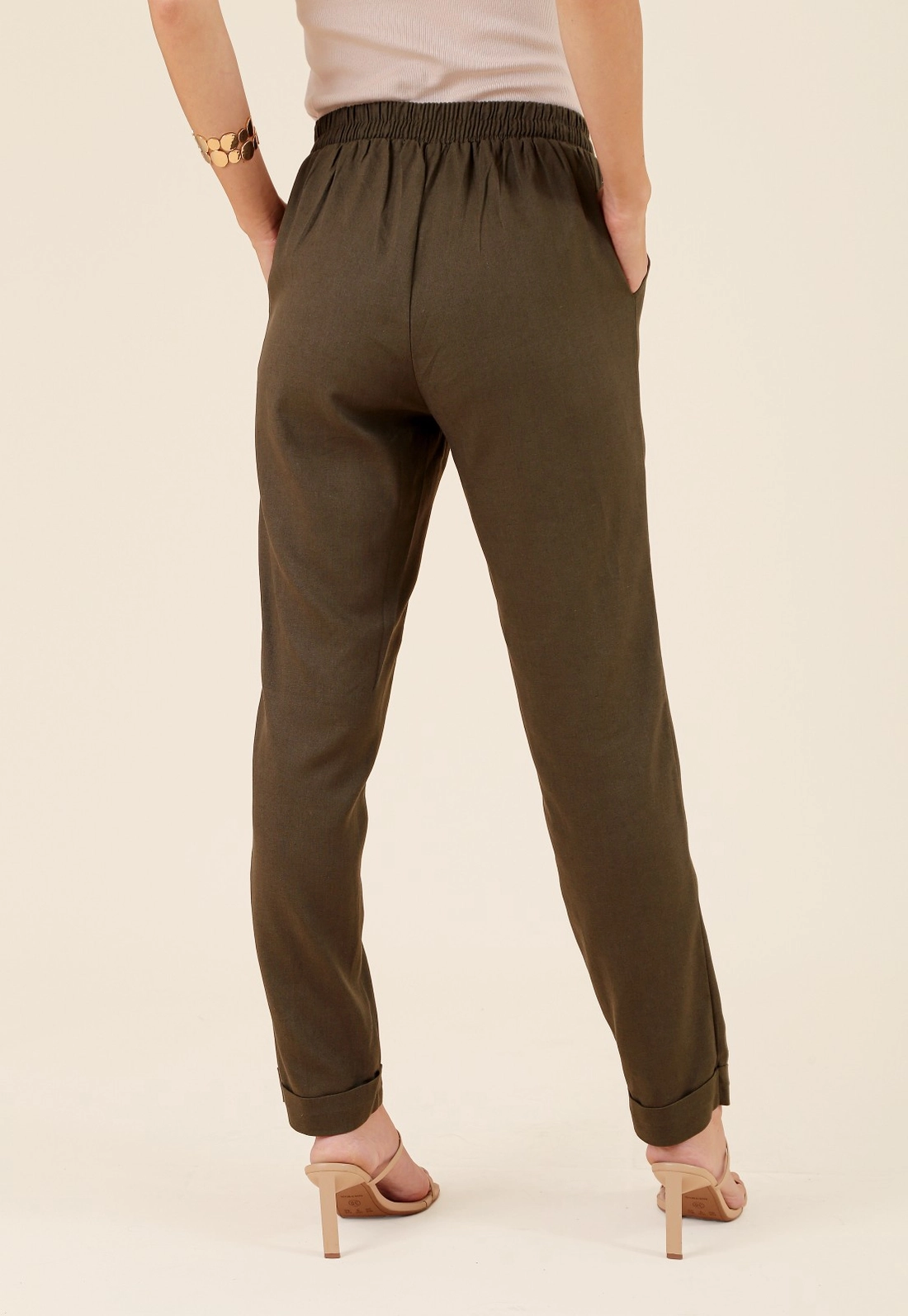 Calça Reta Em Linho Bolso Faca