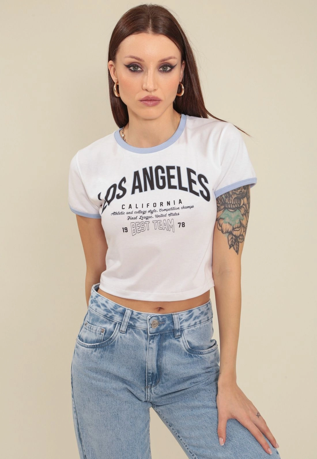 Blusa Cropped Em Cotton Com Manga Curta E Estampa Los Angeles