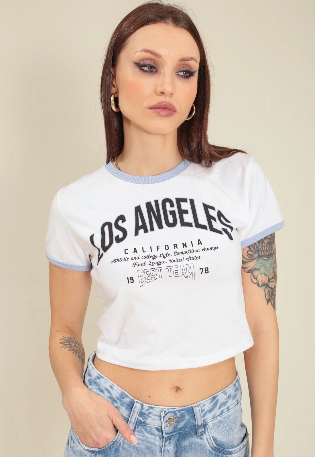 Blusa Cropped Em Cotton Com Manga Curta E Estampa Los Angeles