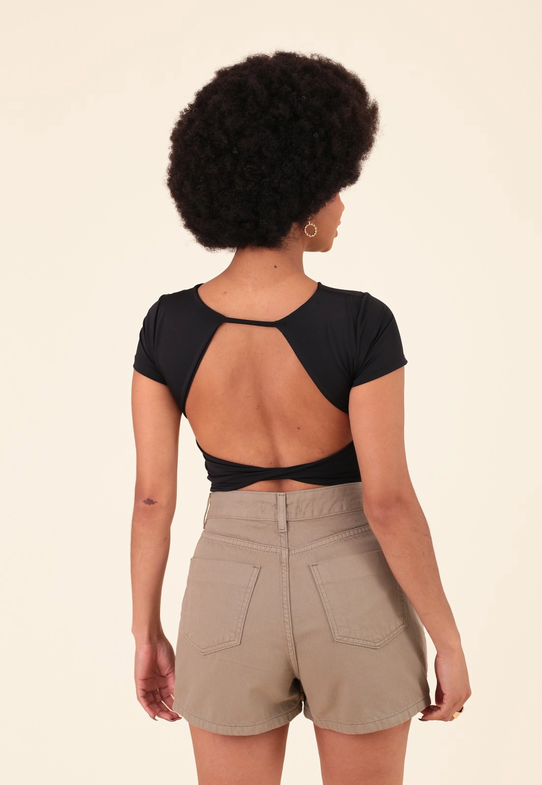 Short Saia Em Sarja