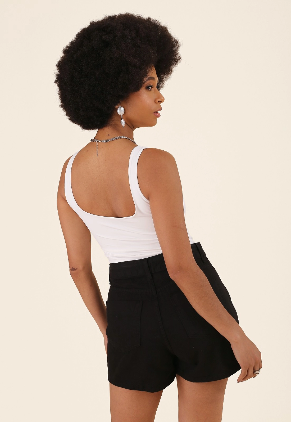 Short Saia Em Sarja