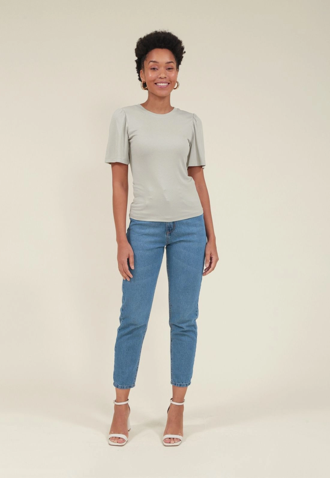 Blusa Malha Canelada Manga Curta Com Franzido