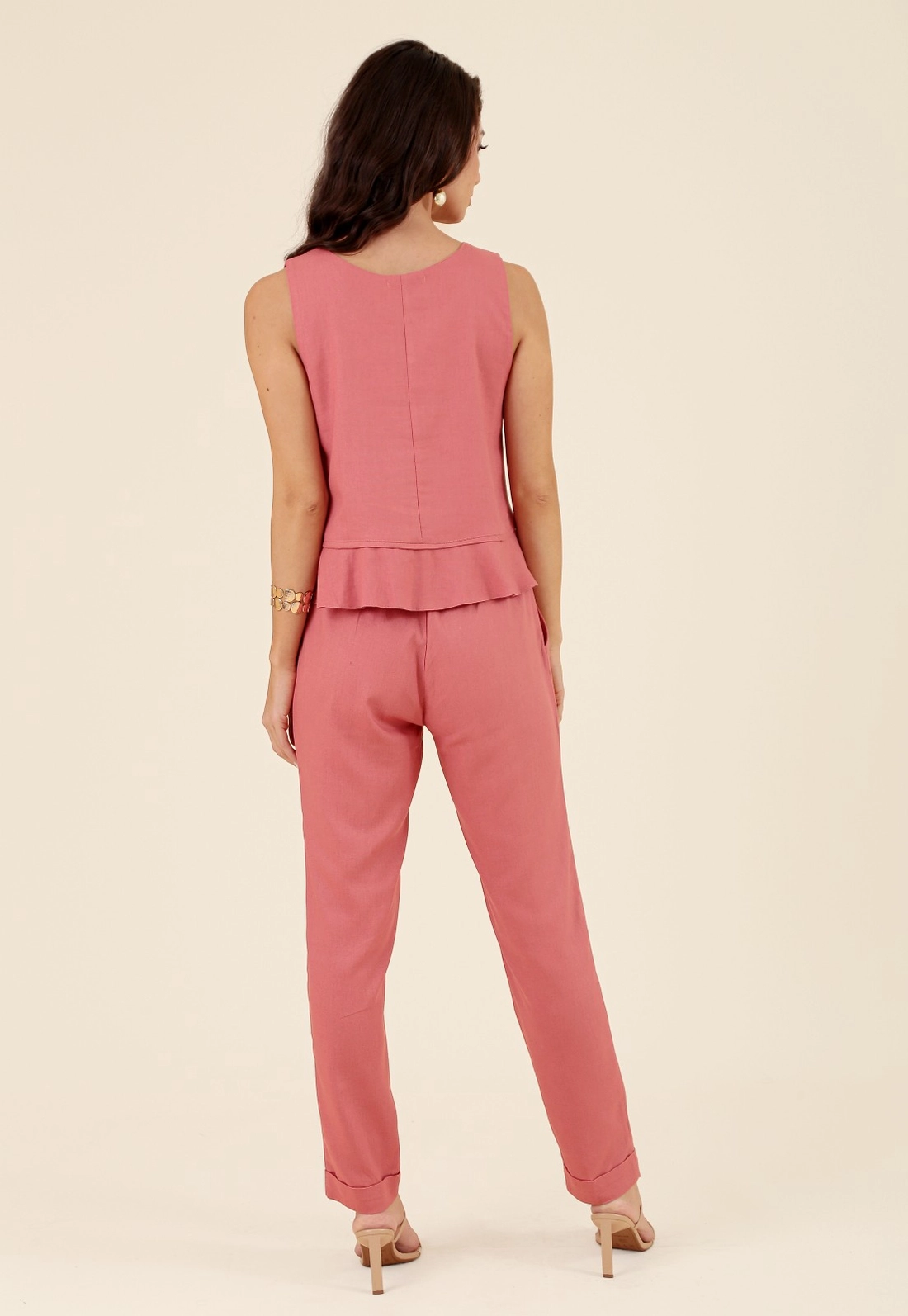 Blusa Peplum Em Linho Com Abertura Lateral