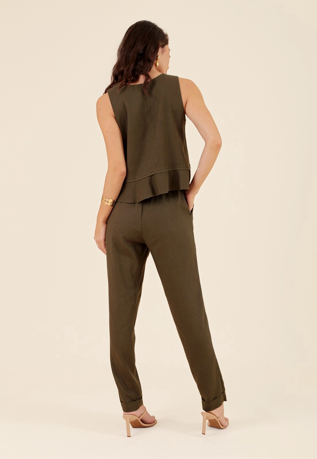 Blusa Peplum Em Linho Com Abertura Lateral