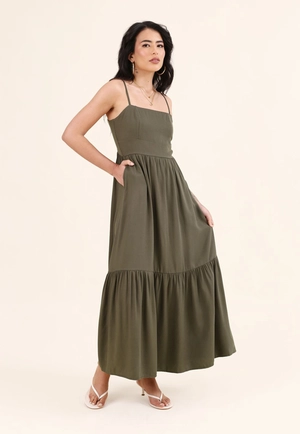 Vestido Midi Em Viscose Com Alça E Bolso