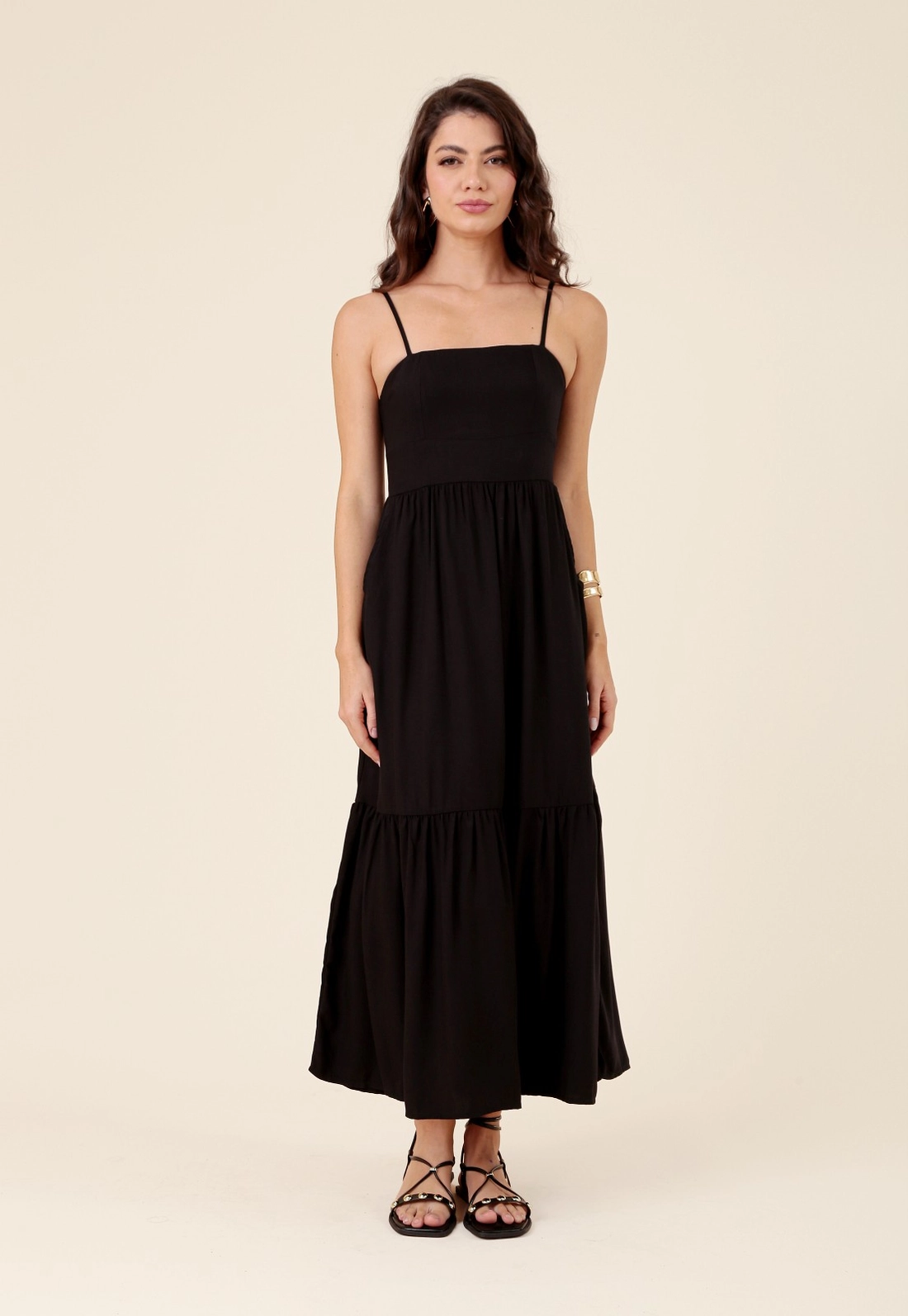 Vestido Midi Em Viscose Com Alça Recorte E Bolso
