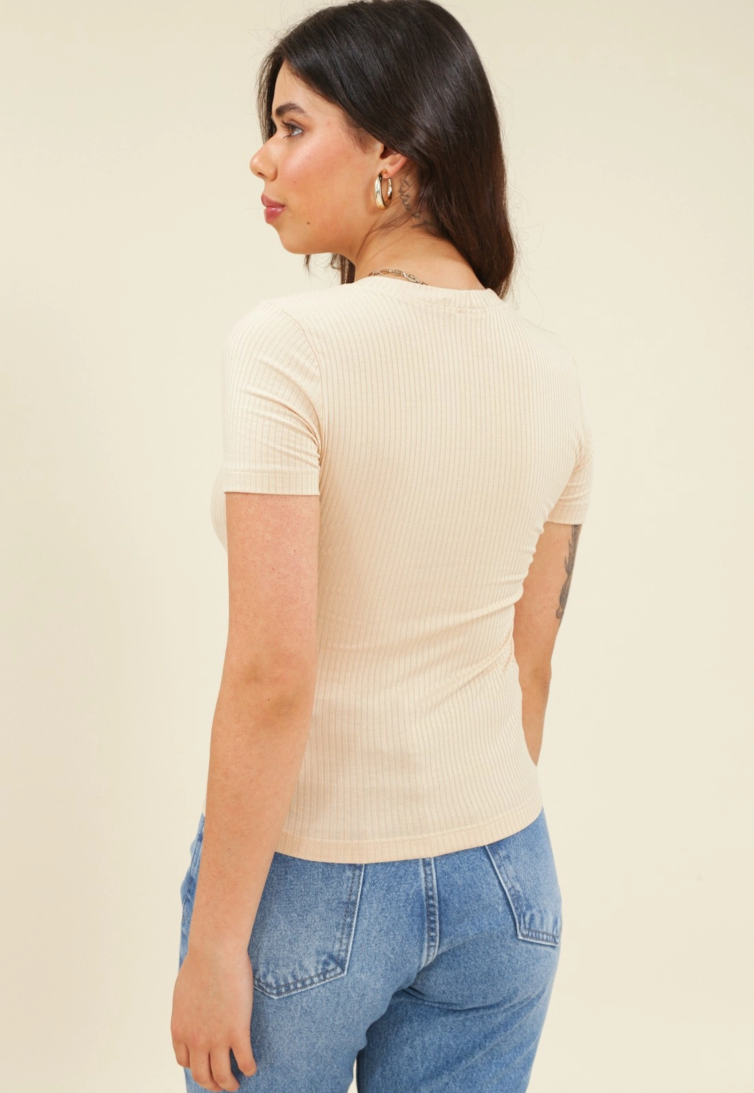 Blusa Canelada Manga Curta Decote Redondo
