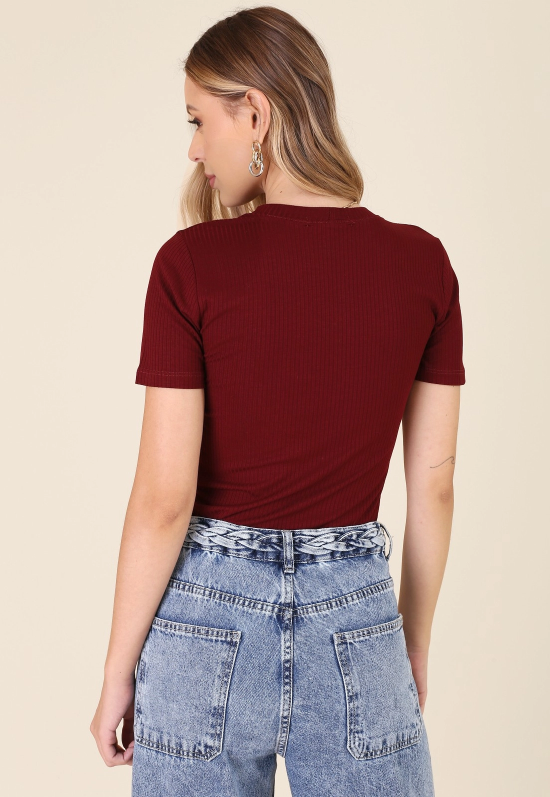 Blusa Canelada Manga Curta Decote Redondo