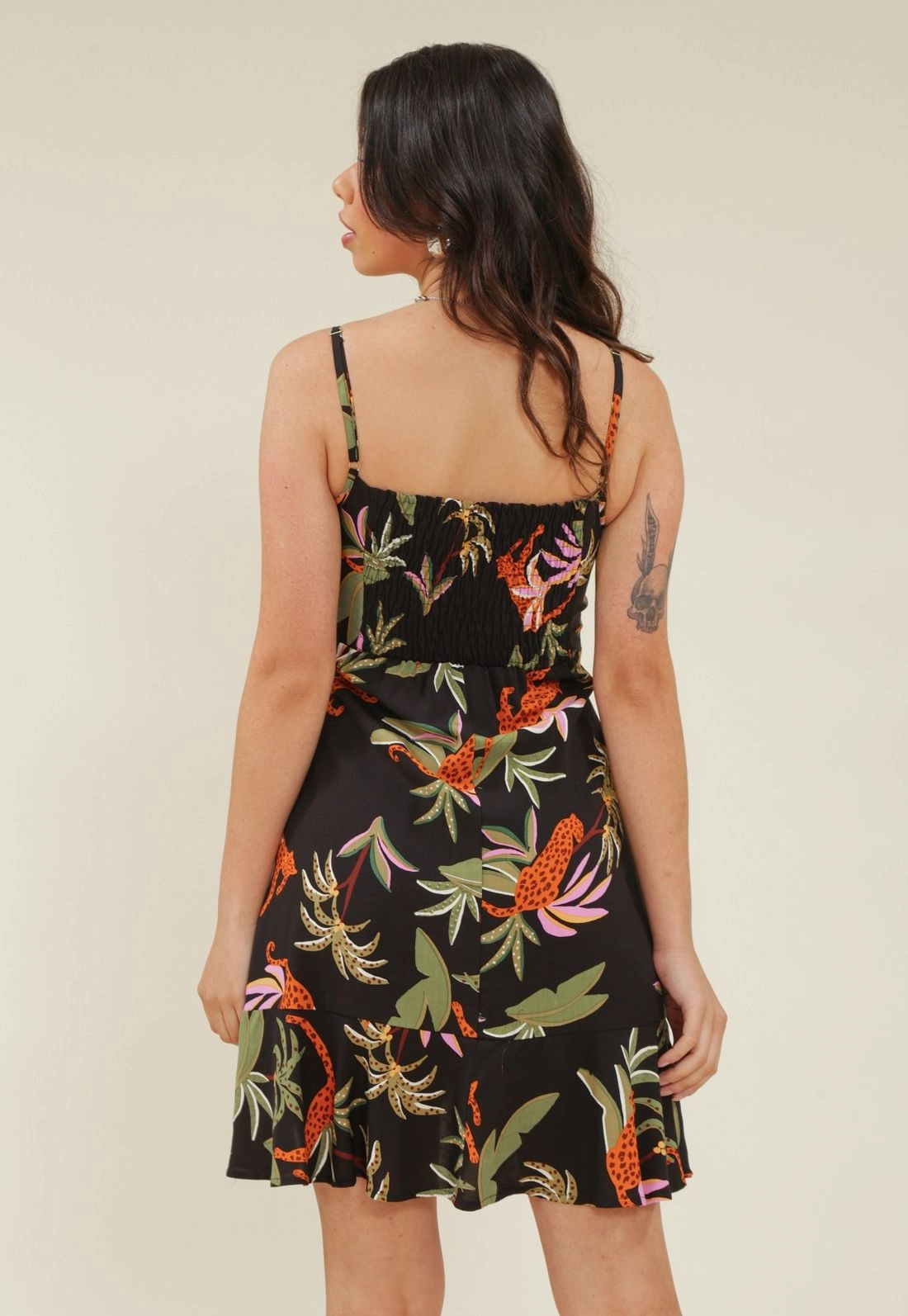 Vest Curto Com Alca Em Viscose Estampada Folhagem Animal Print
