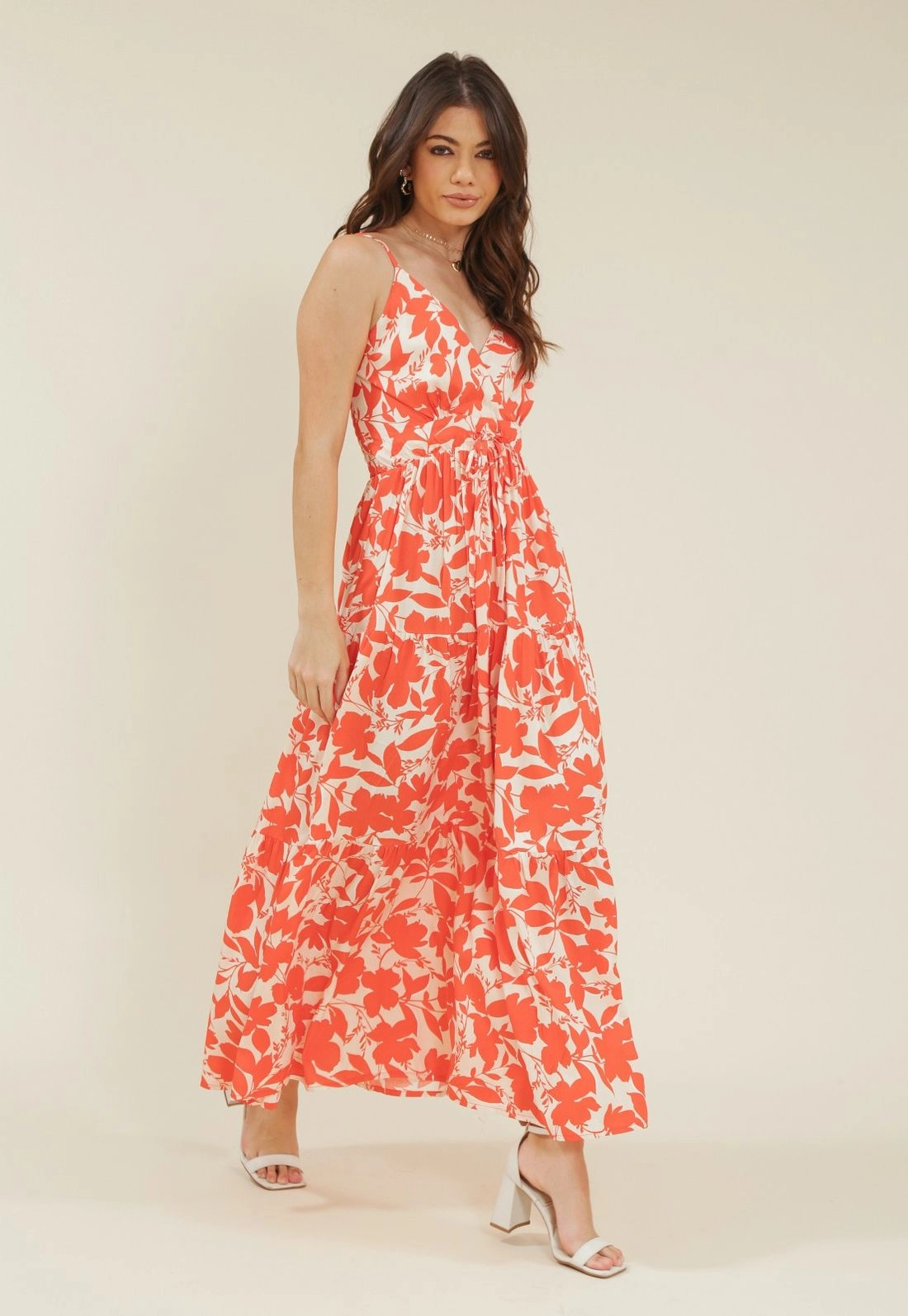Vestido Longo Com Alca Em Viscose Estampada Bicolor