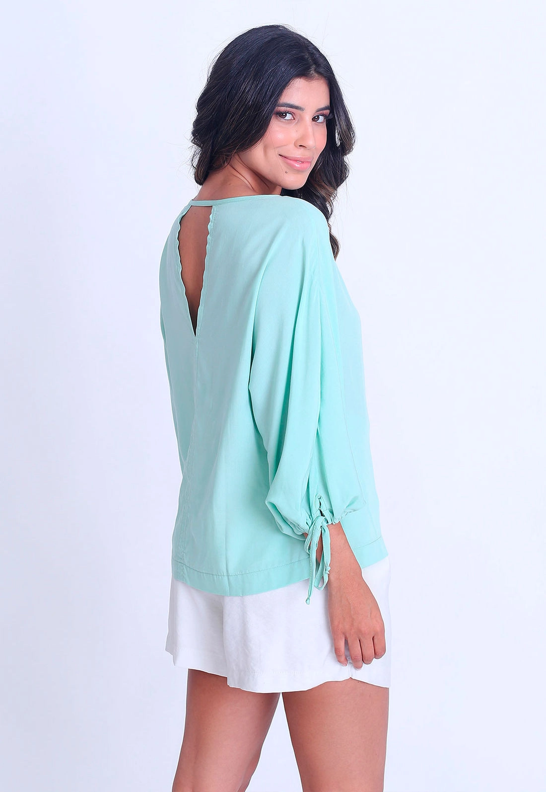 Blusa Viscose Lisa Amarração Punho