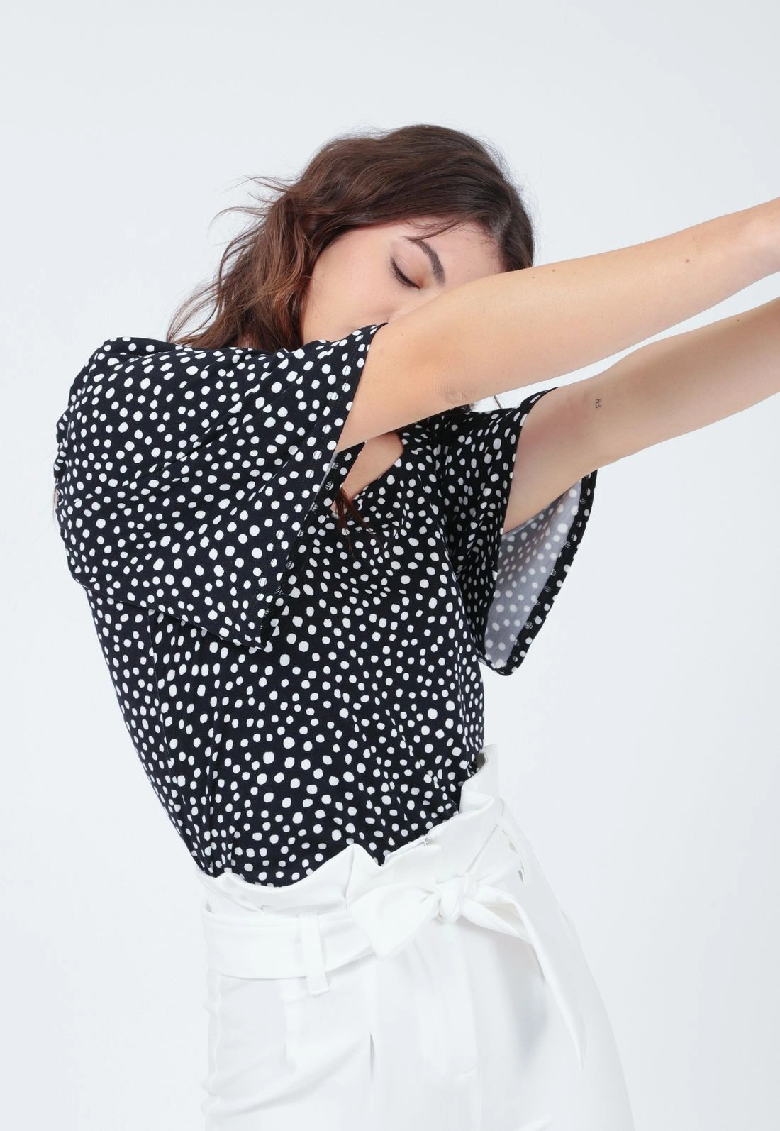 Blusa 3/4 Poá Decote Quadrado