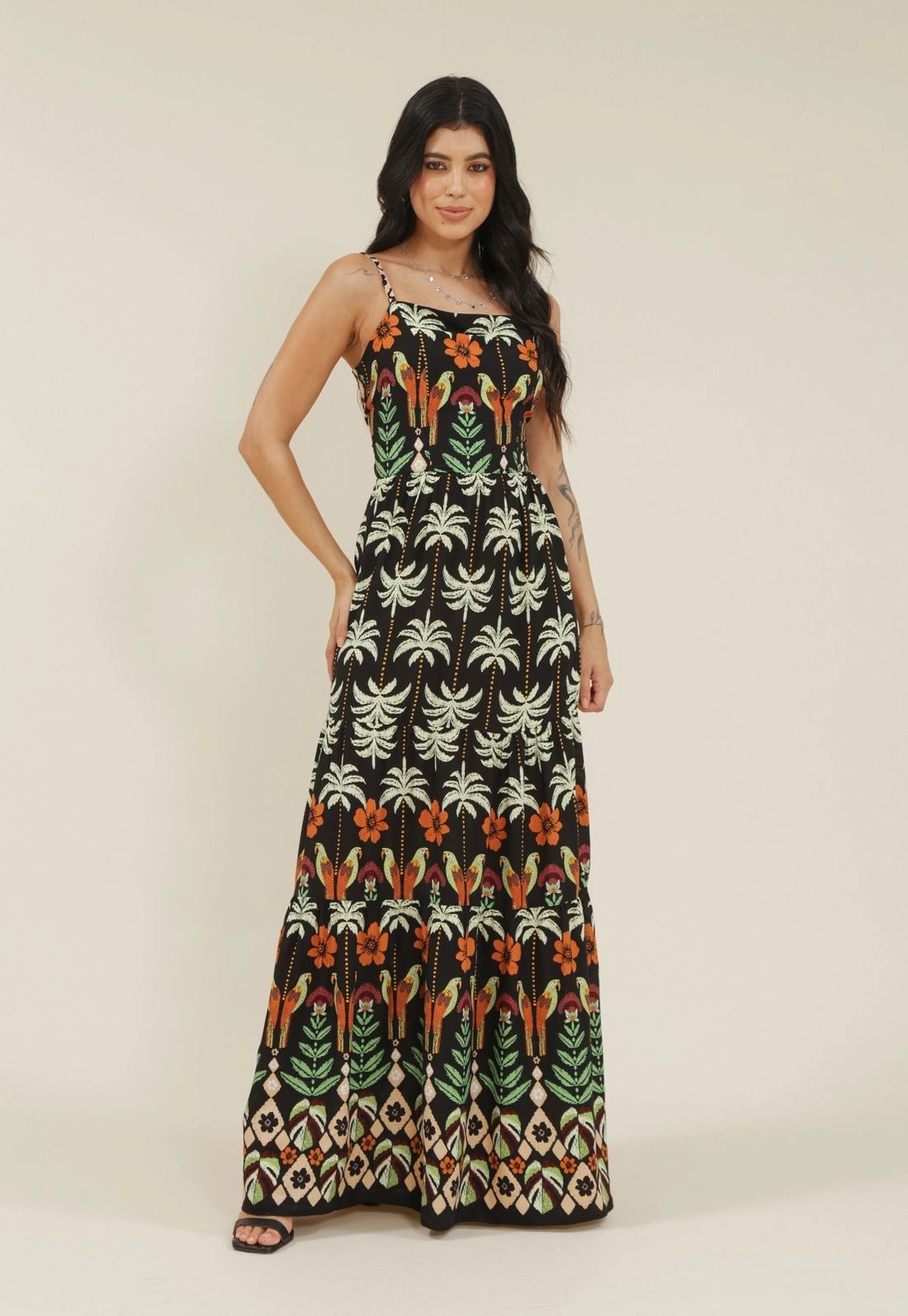 Vestido Midi Em Viscose Alca Com Amarracao Costa Estampa Coqueiros
