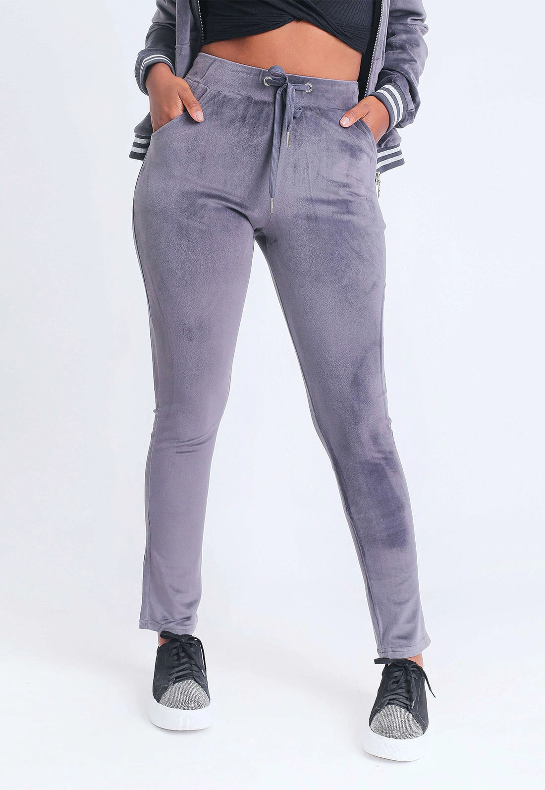 Calça Veludo Bolsos
