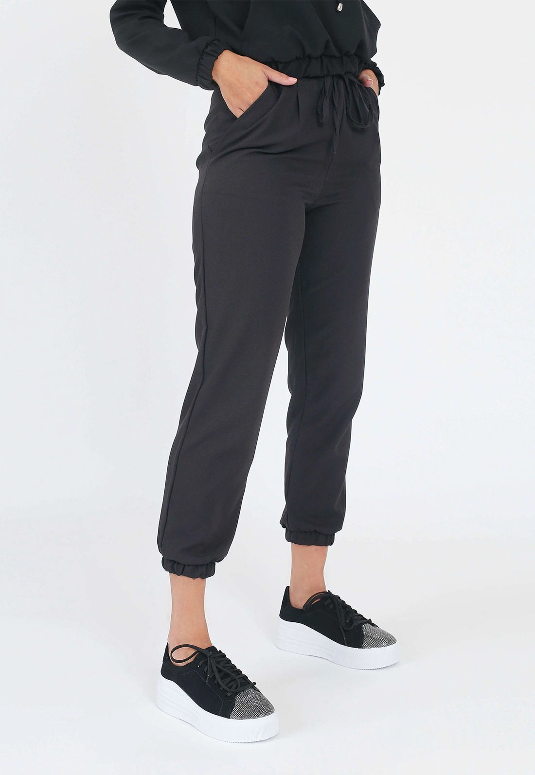 Calça Crepe Jogger Amarração
