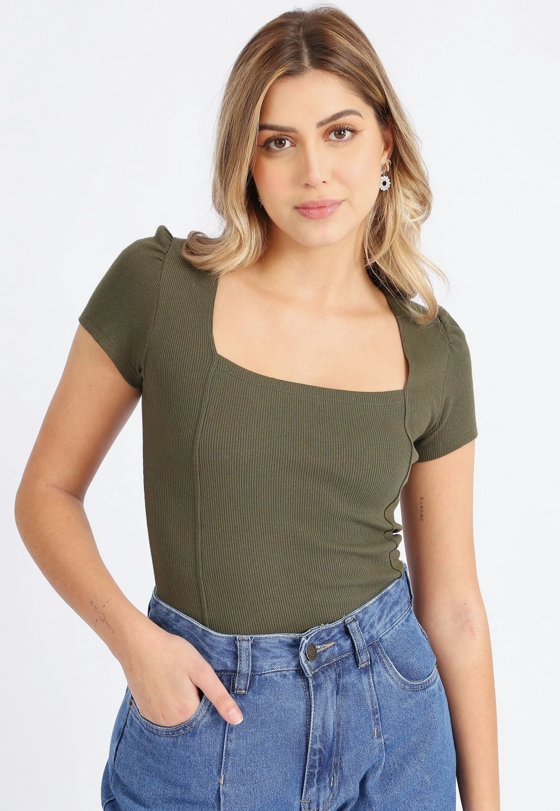 Blusa Ribana Decote Quadrado