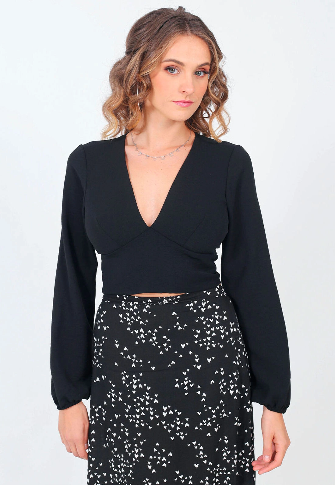 Blusa Crepe Cropped Manga Longa