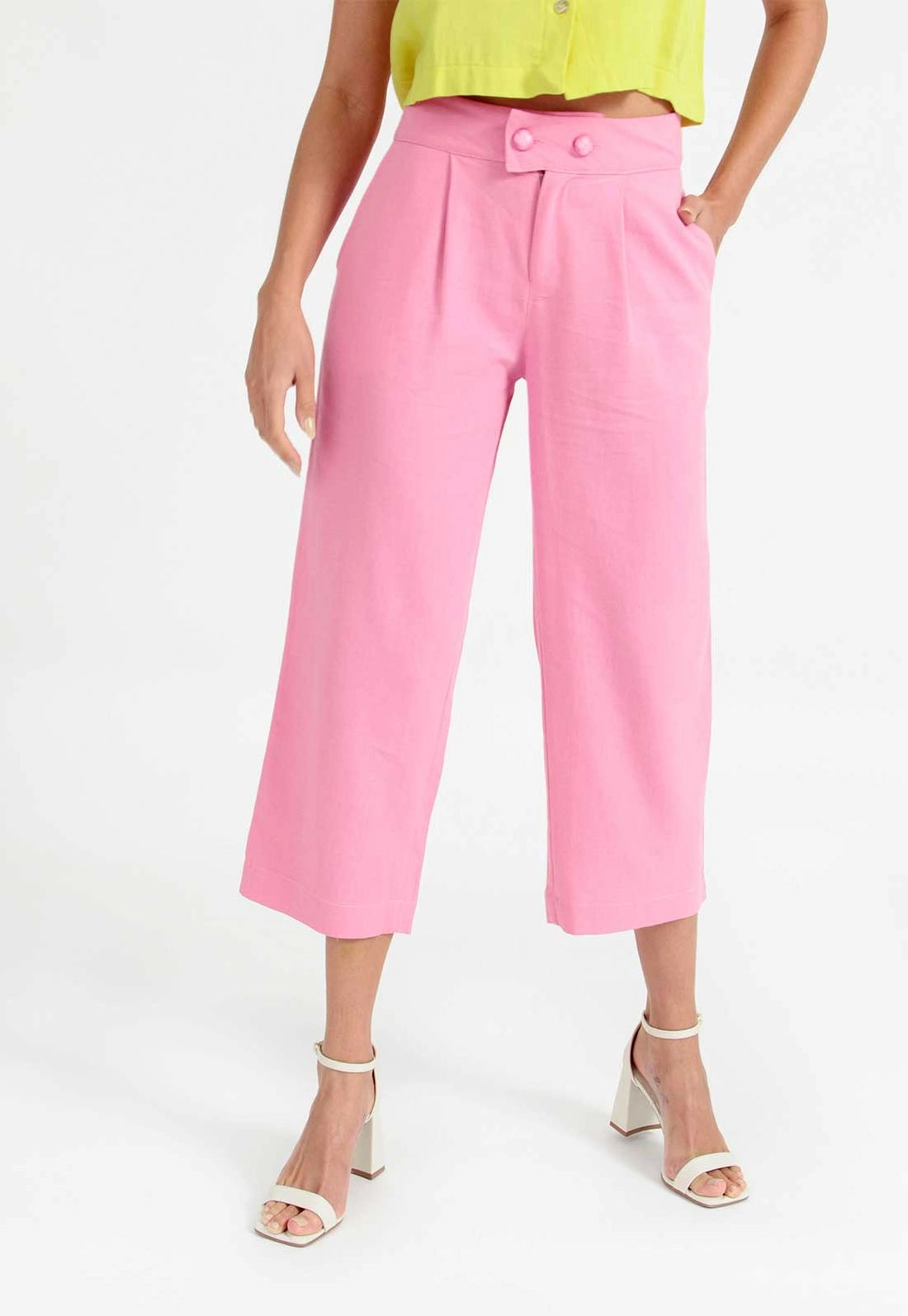 Calça Linho Pregas 2 Botões