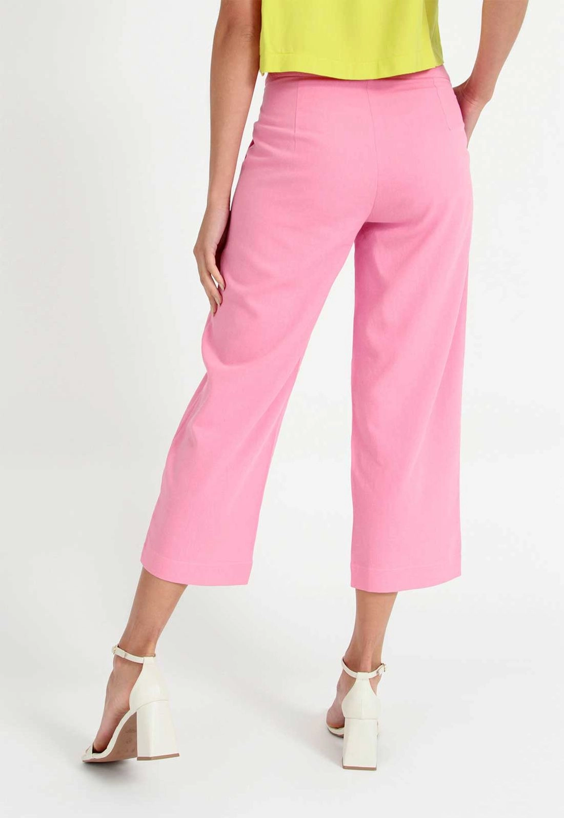 Calça Linho Pregas 2 Botões