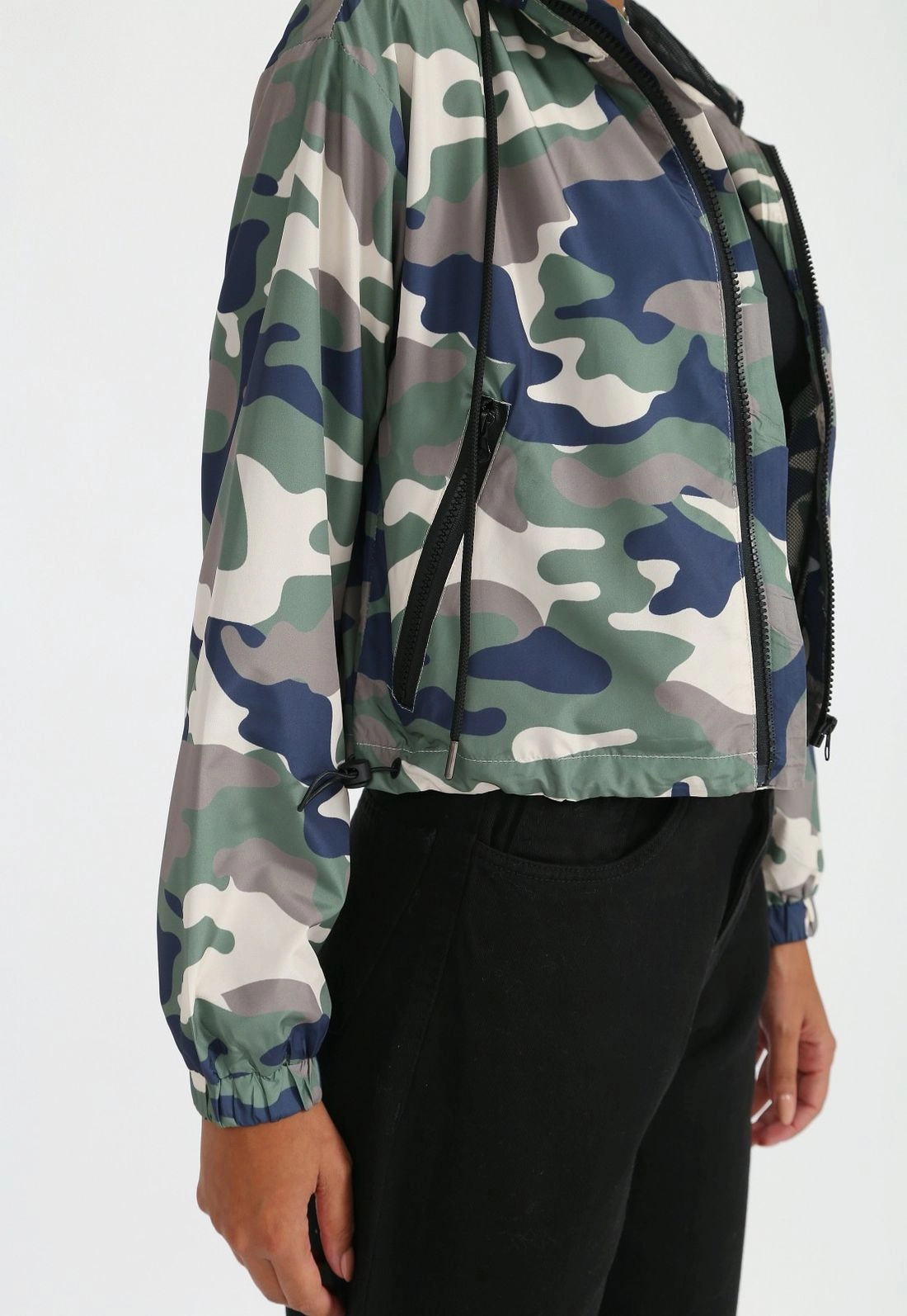Jaqueta Corta Vento Nylon Camuflada