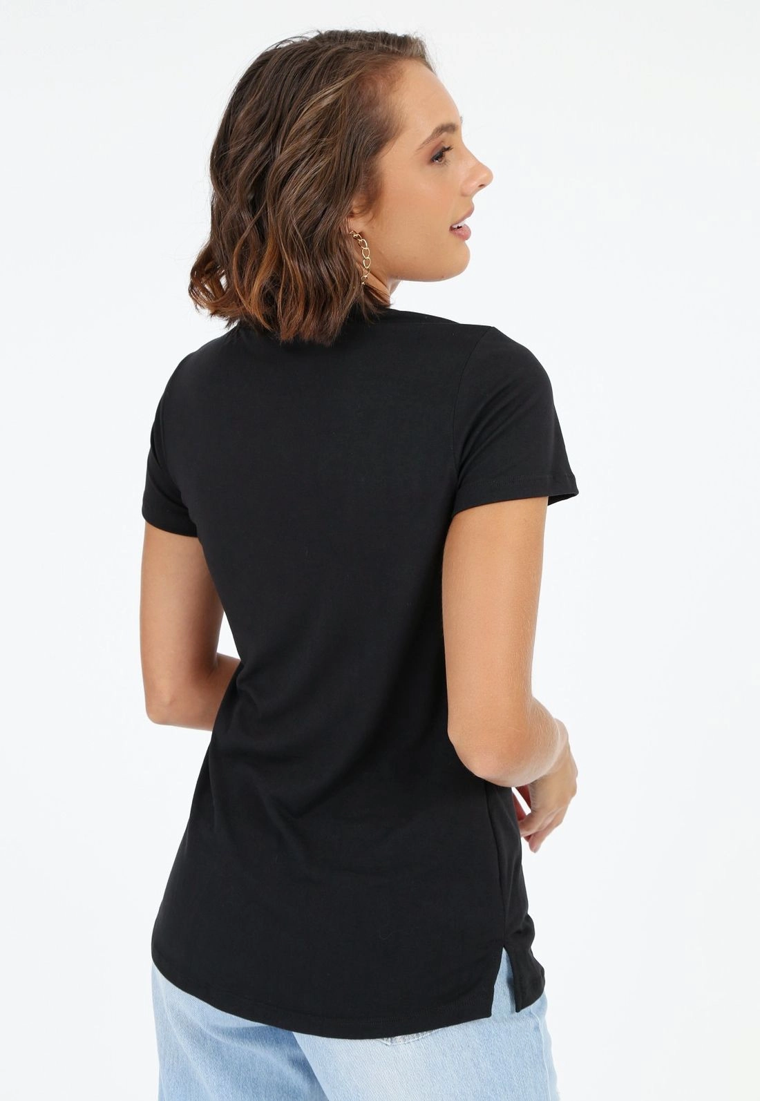 Blusa Suede Manga Curta Decote V