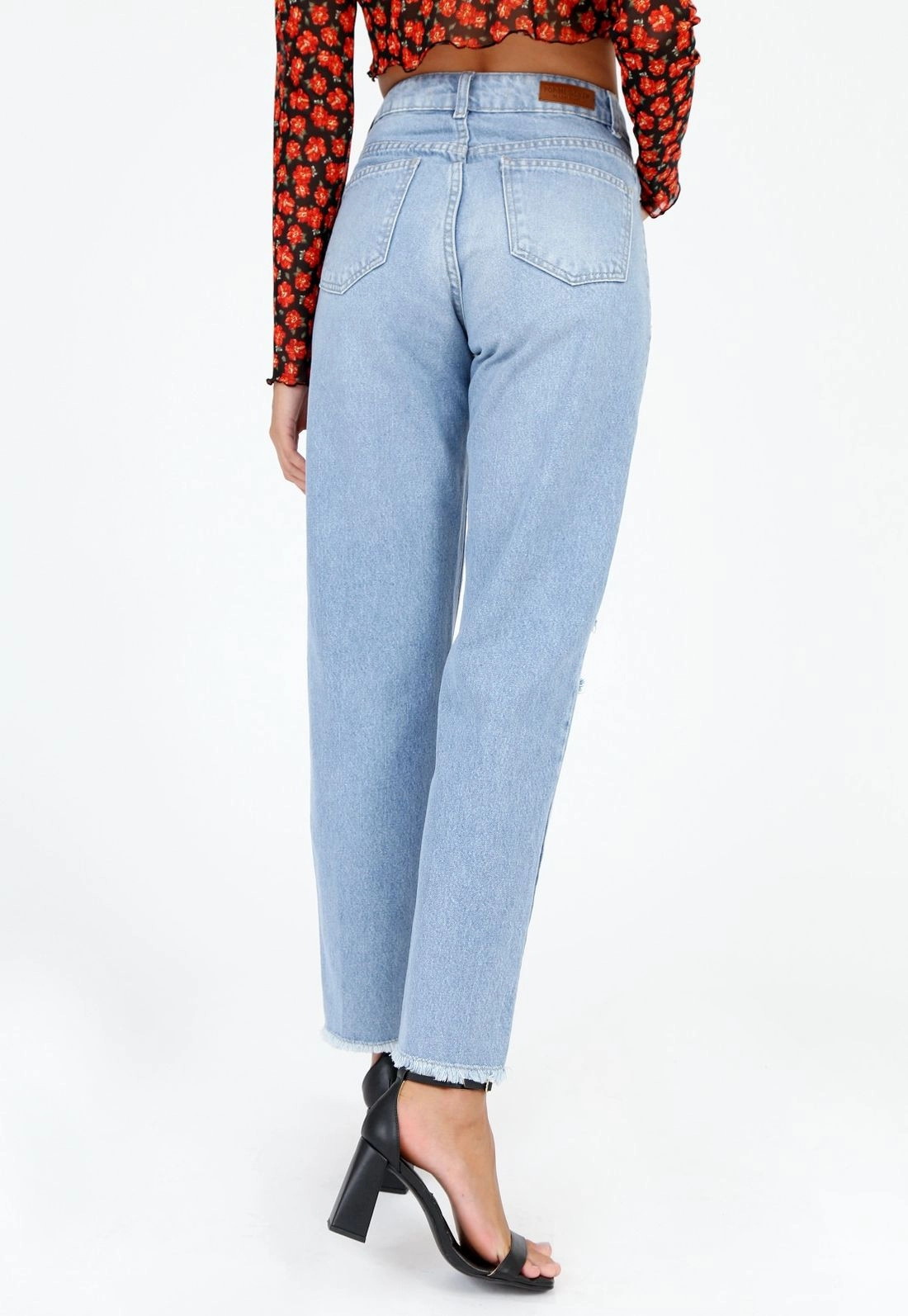 Calça Jeans Wide Leg Rasgos Joelho