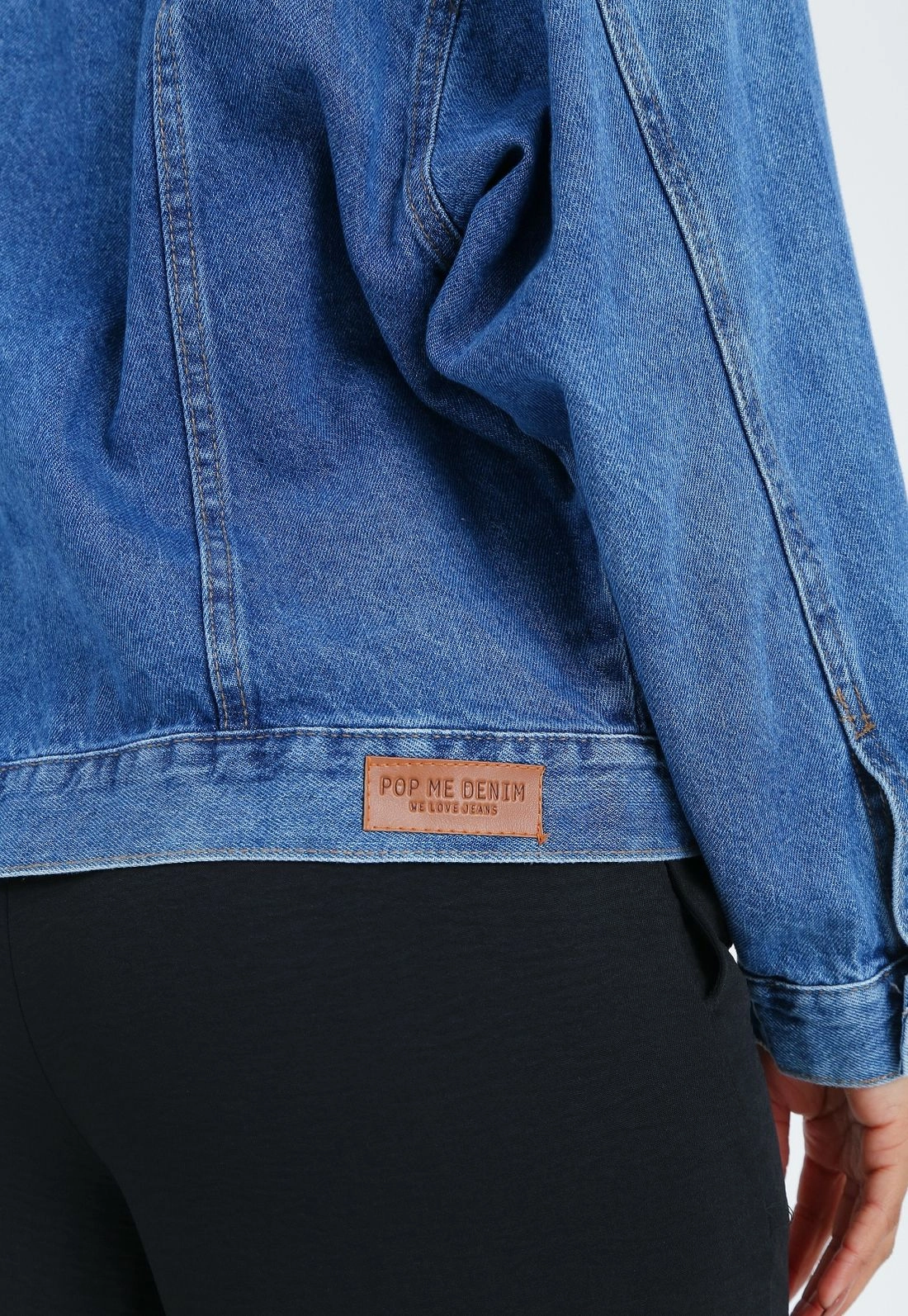 Jaqueta Jeans Bolso Recortes