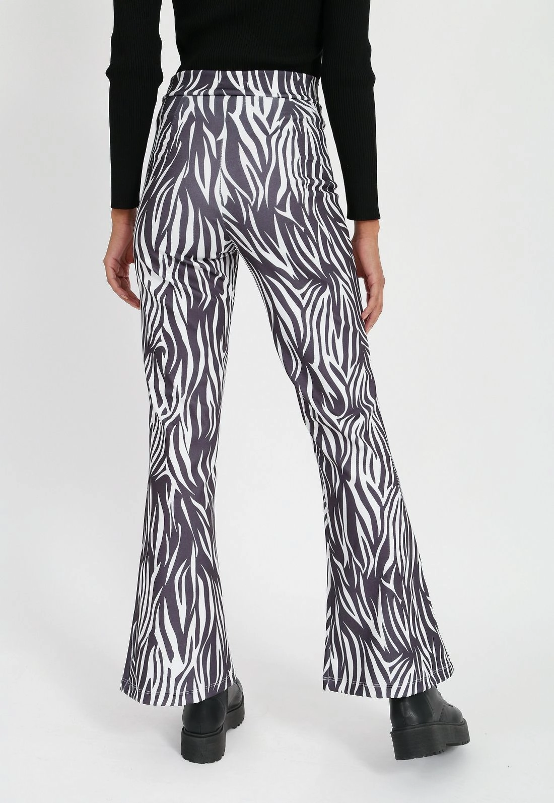 Calça Flare Ponto Roma Zebra