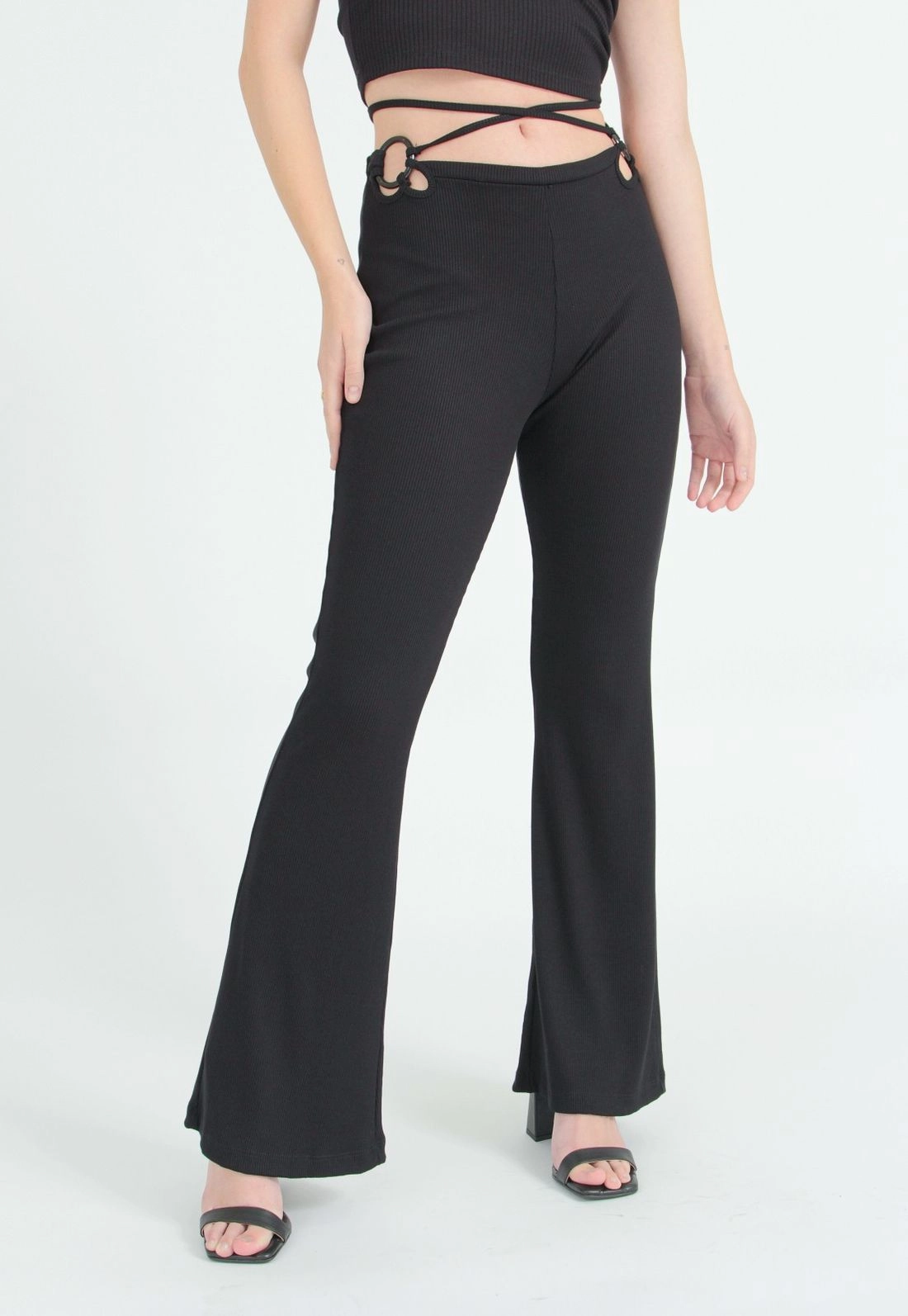 Calça Flare Canelada P