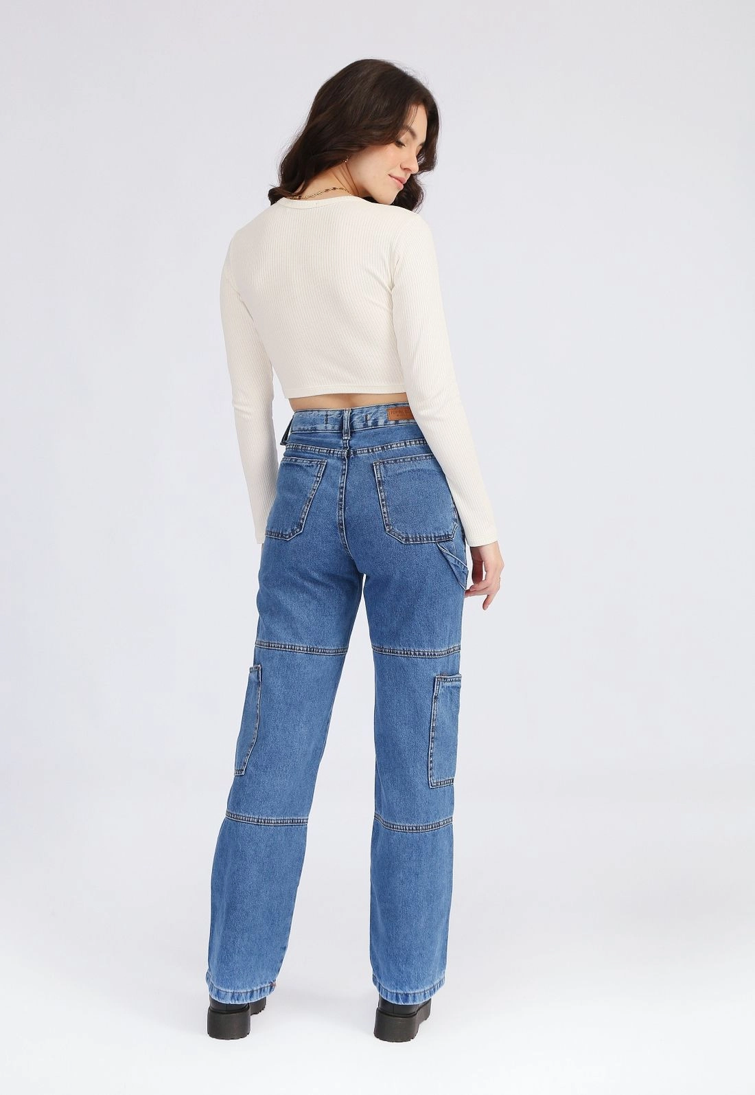 Calça Jeans Recorte Bolso Cargo