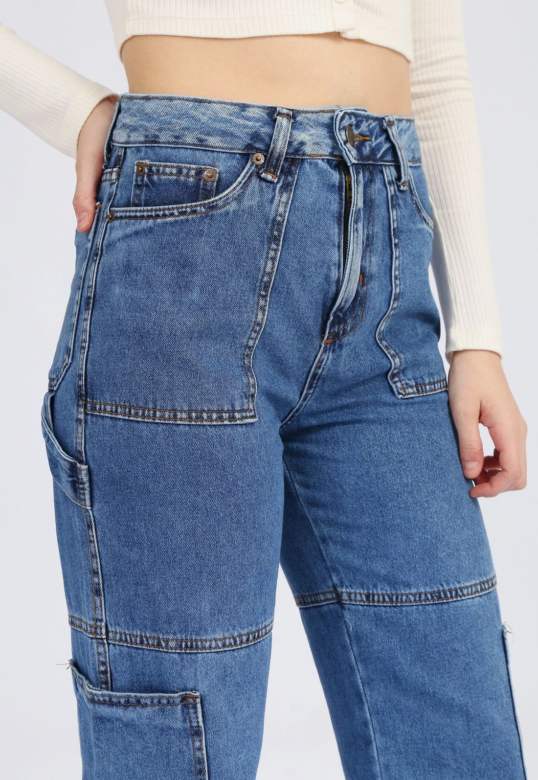 Calça Jeans Recorte Bolso Cargo