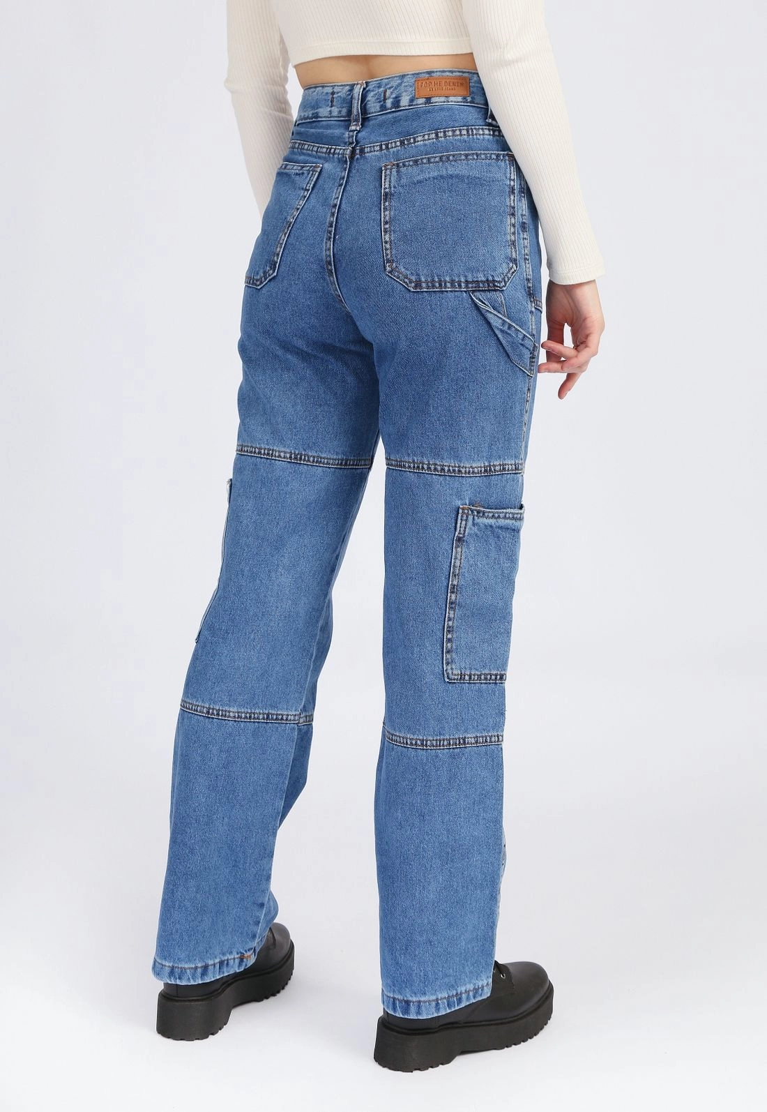 Calça Jeans Recorte Bolso Cargo