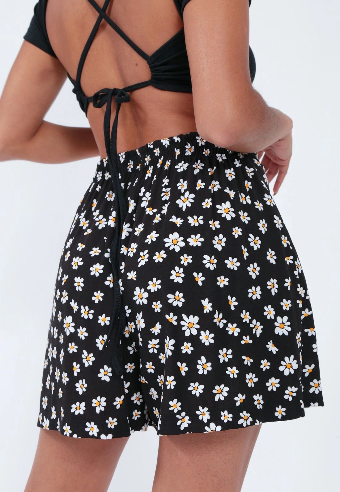 Shorts Saia Viscolinho Floral
