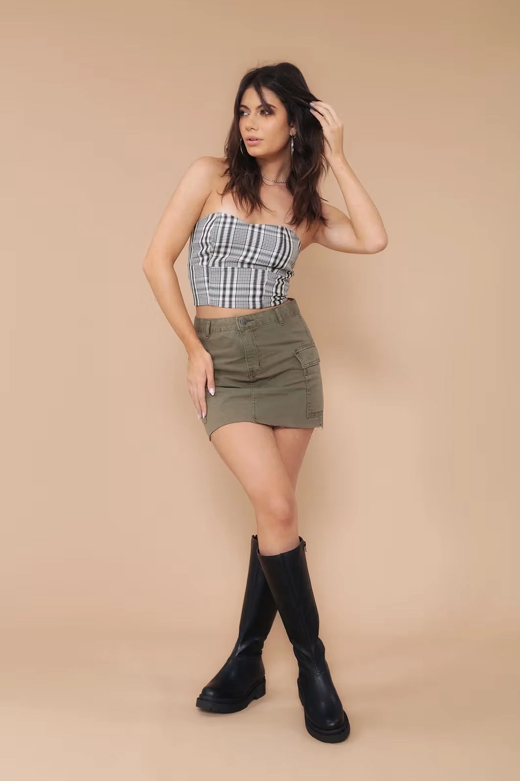Cropped Crepe Xadrez Tomara Que Caia
