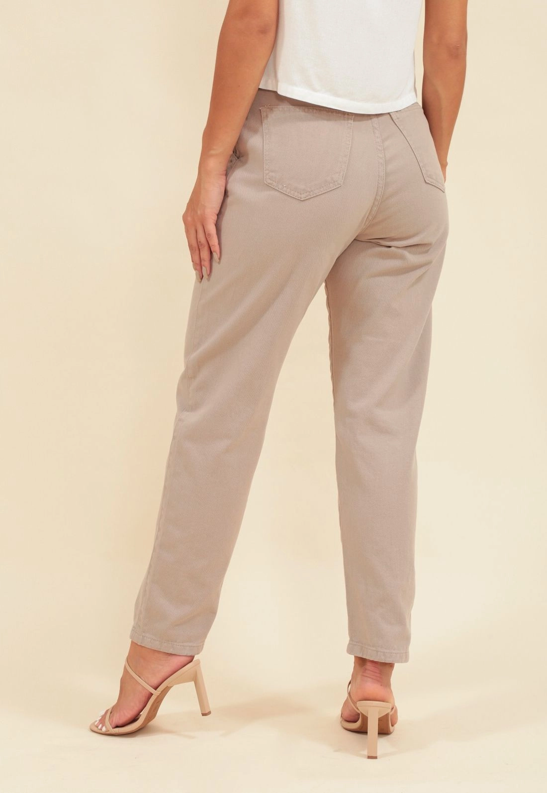 Calça Sarja Mom Básica