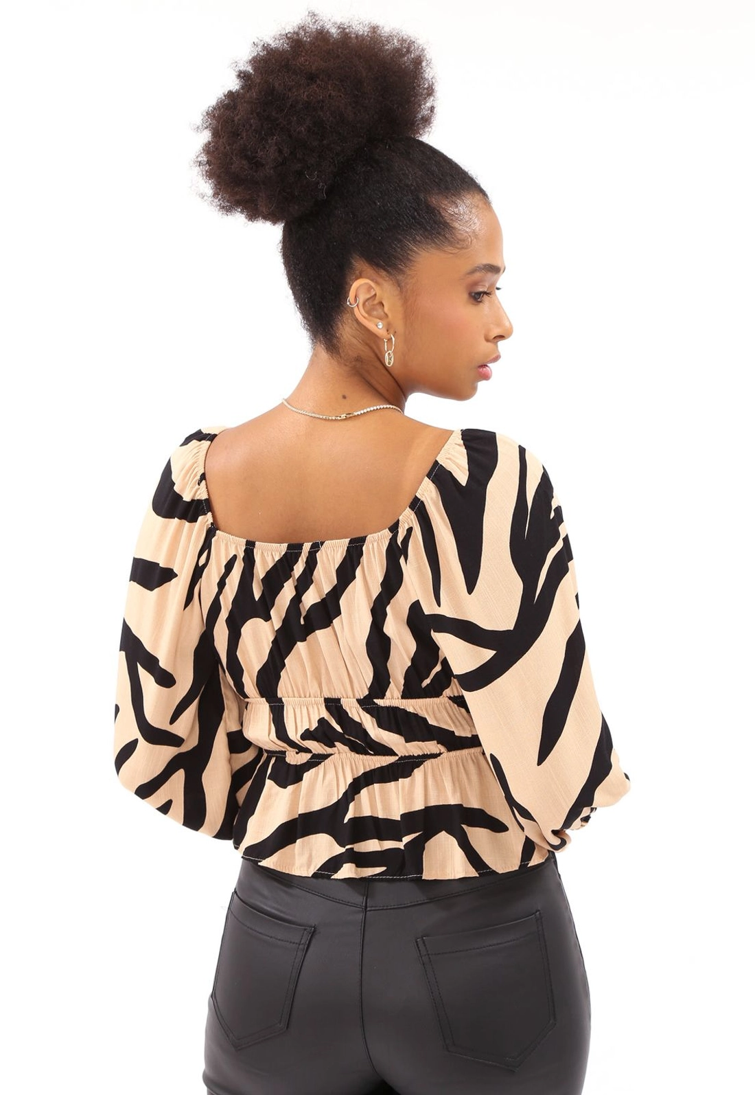 Blusa Viscolinho Decote Quadrado Zebra