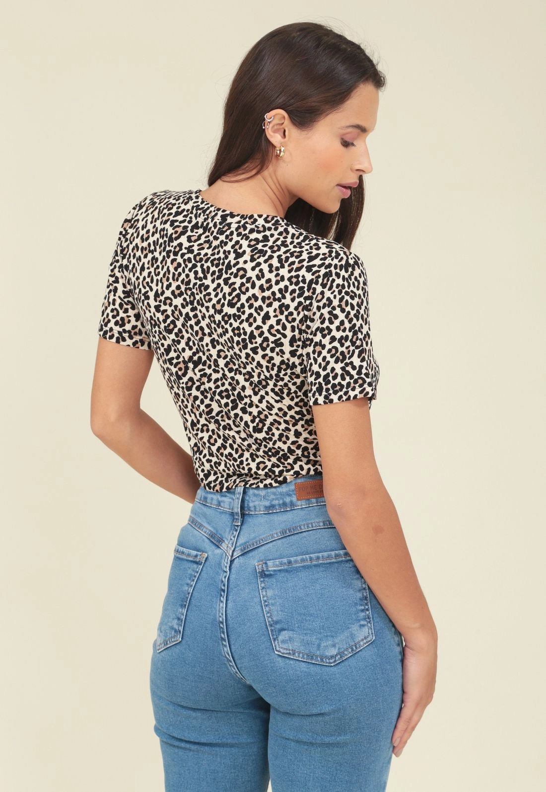 Blusa Malha Canelada Animal Print Transpasse